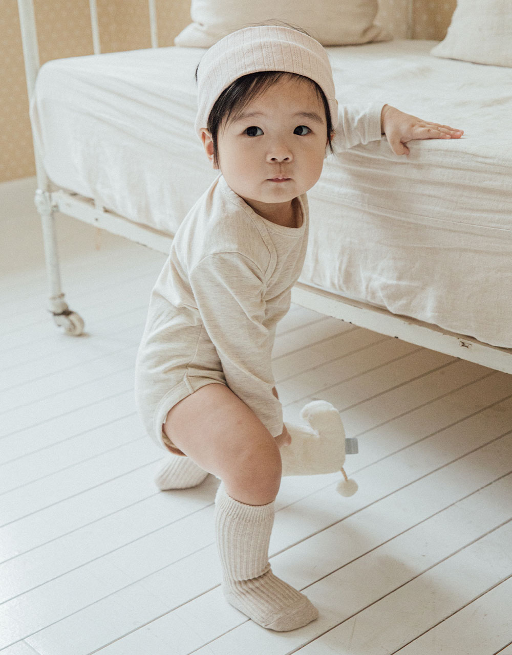 もちもちモダール 長袖ボディスーツ