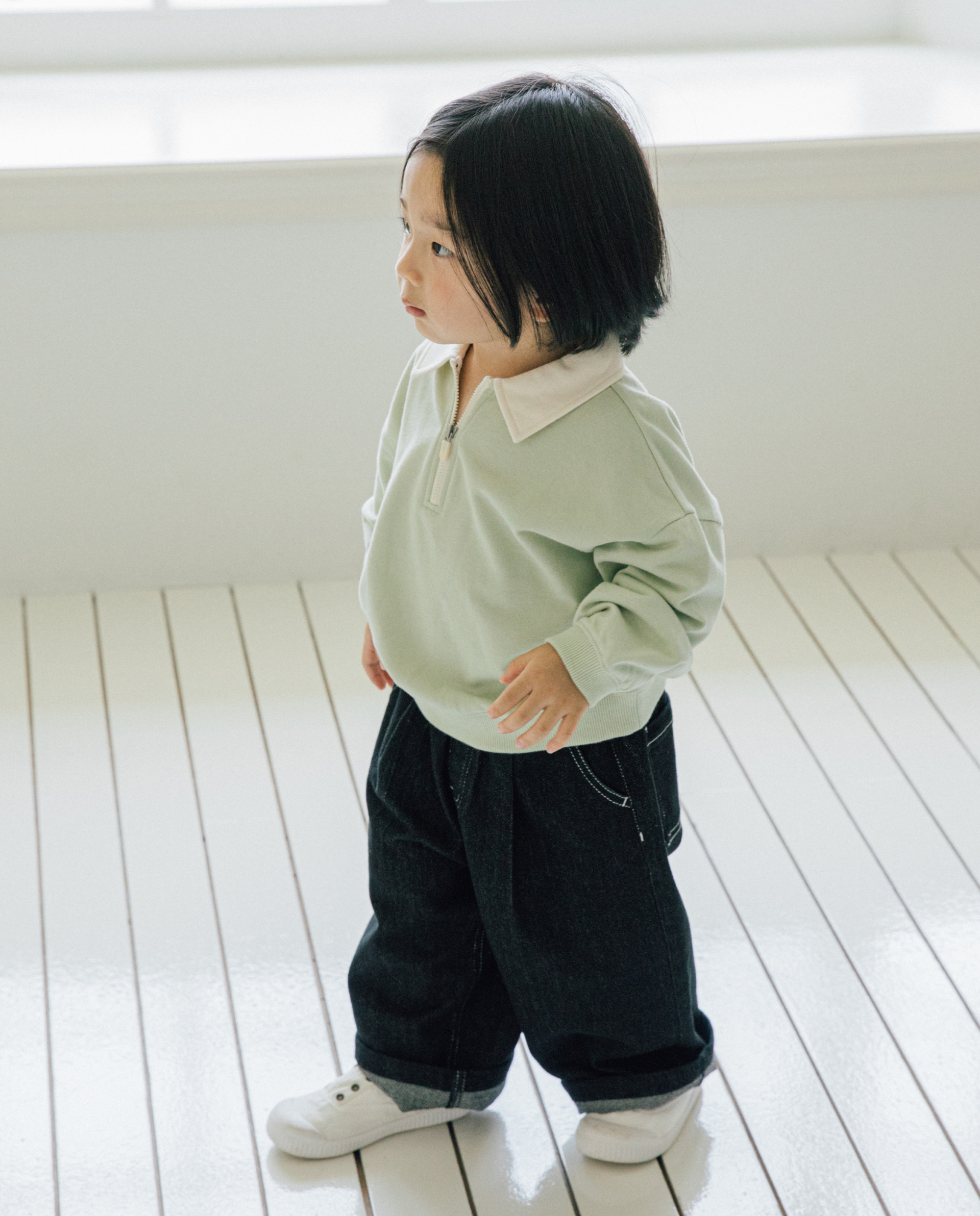 클래식 와이드 핀턱 데님 팬츠