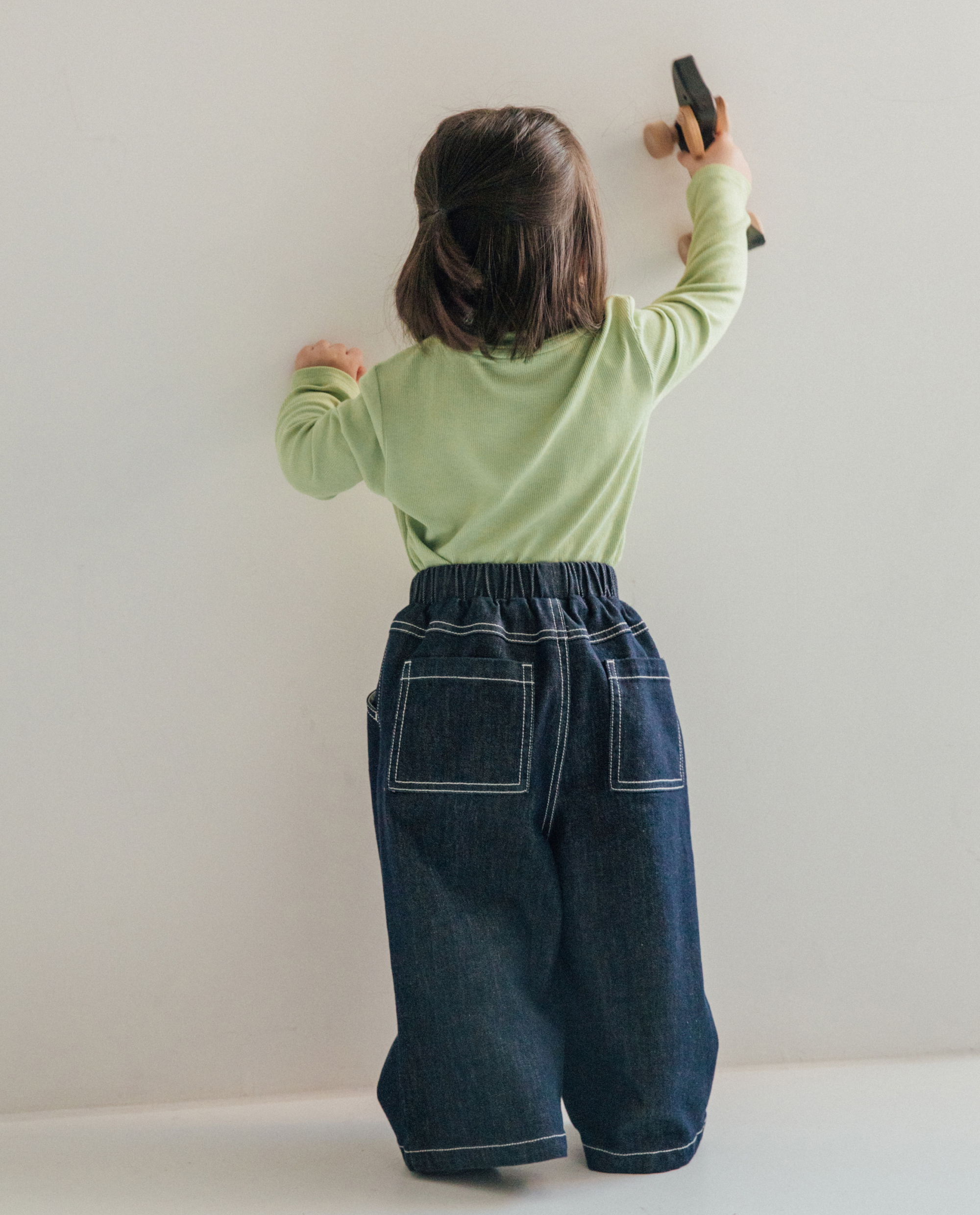 클래식 와이드 핀턱 데님 팬츠