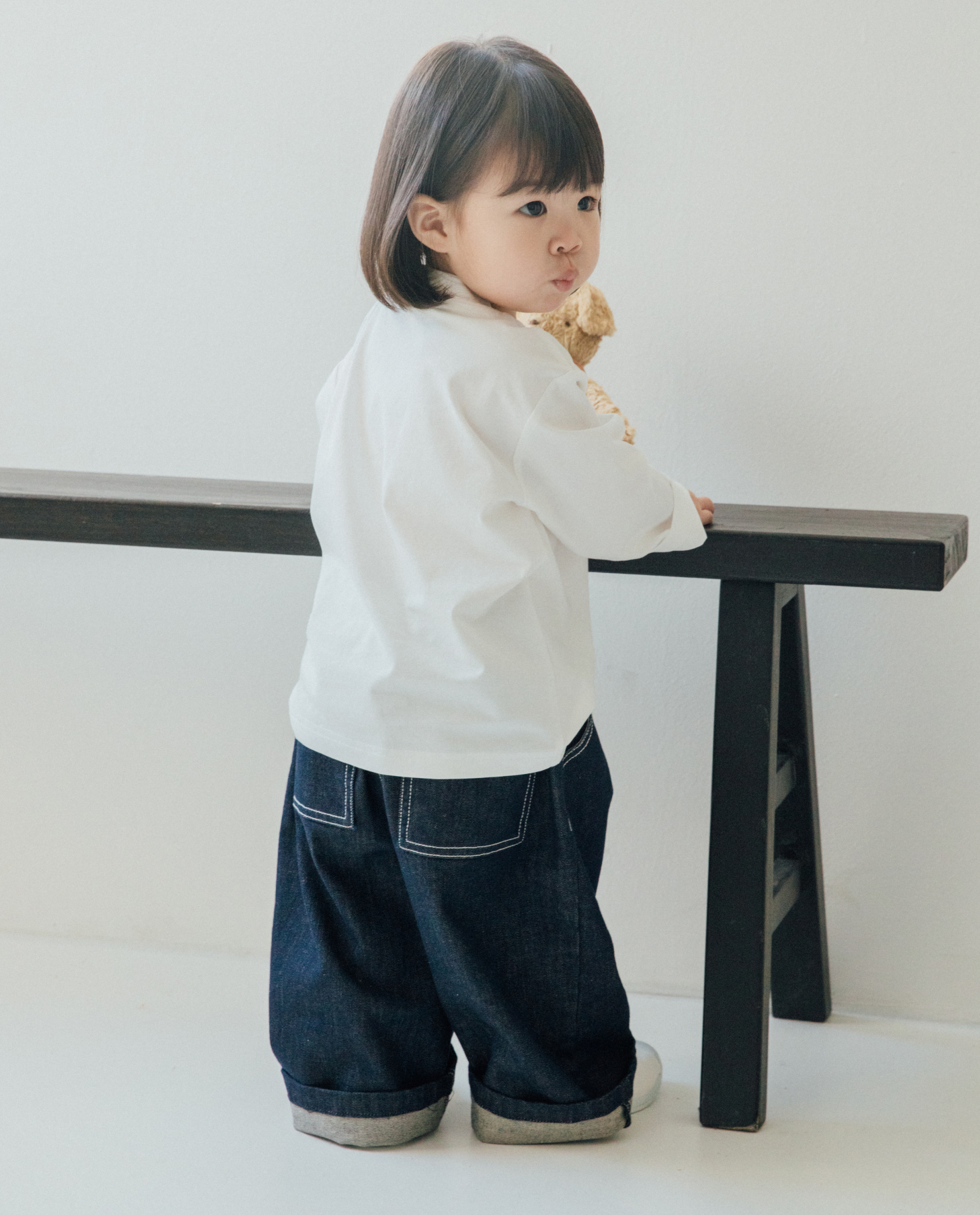 클래식 와이드 핀턱 데님 팬츠