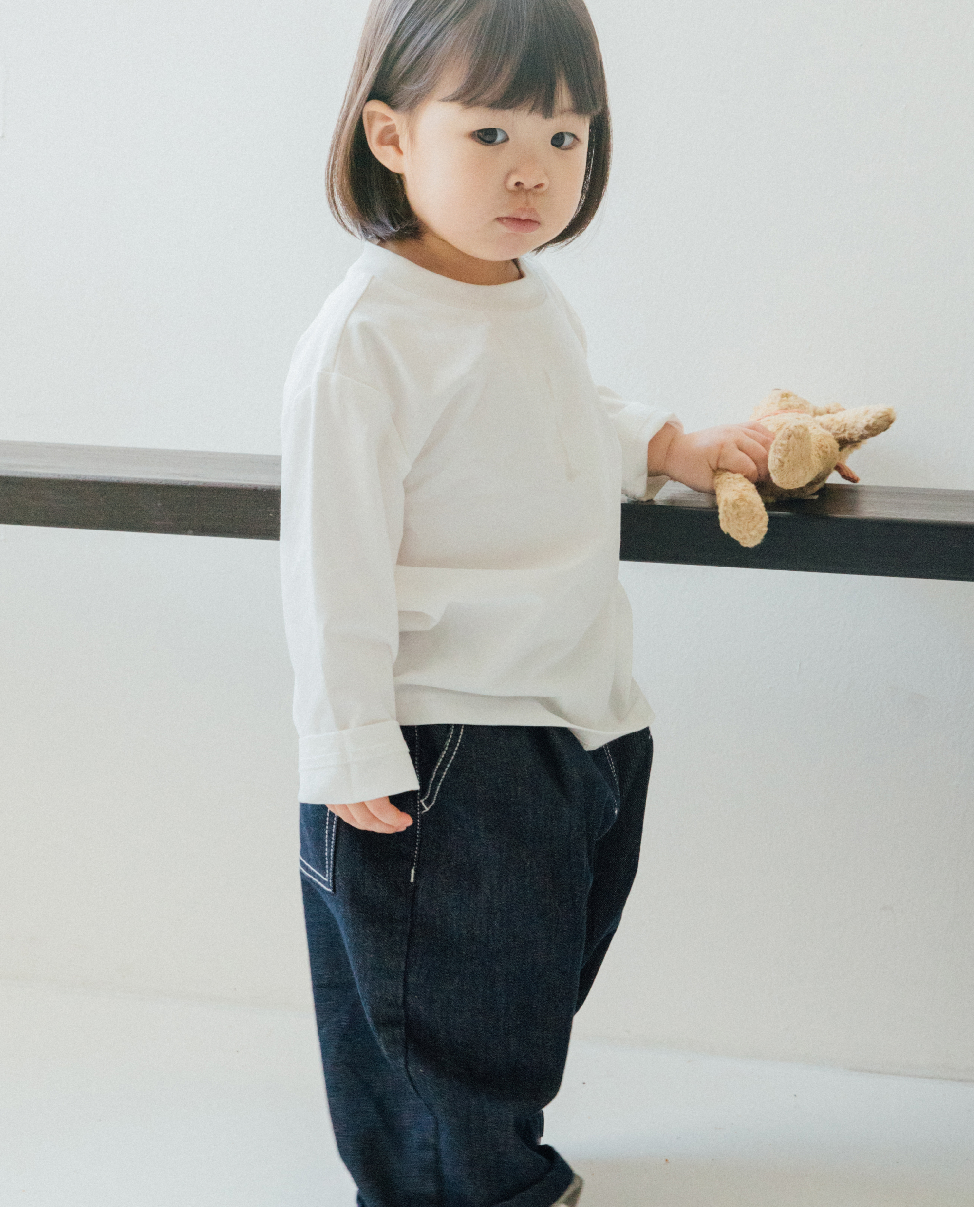 클래식 와이드 핀턱 데님 팬츠