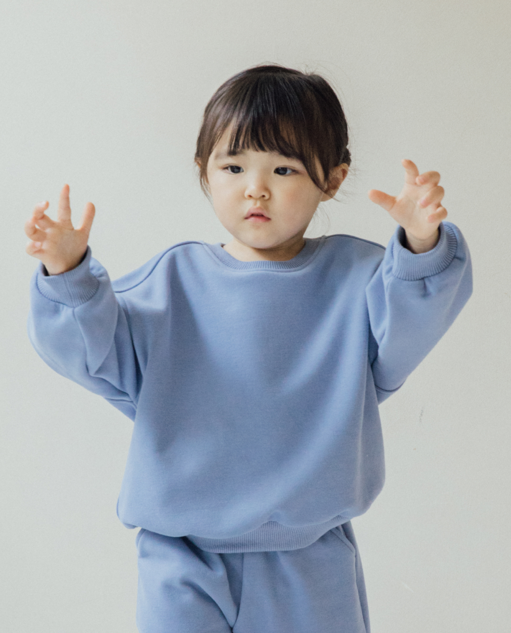 [기모]포근밍크 절개스티치 맨투맨
