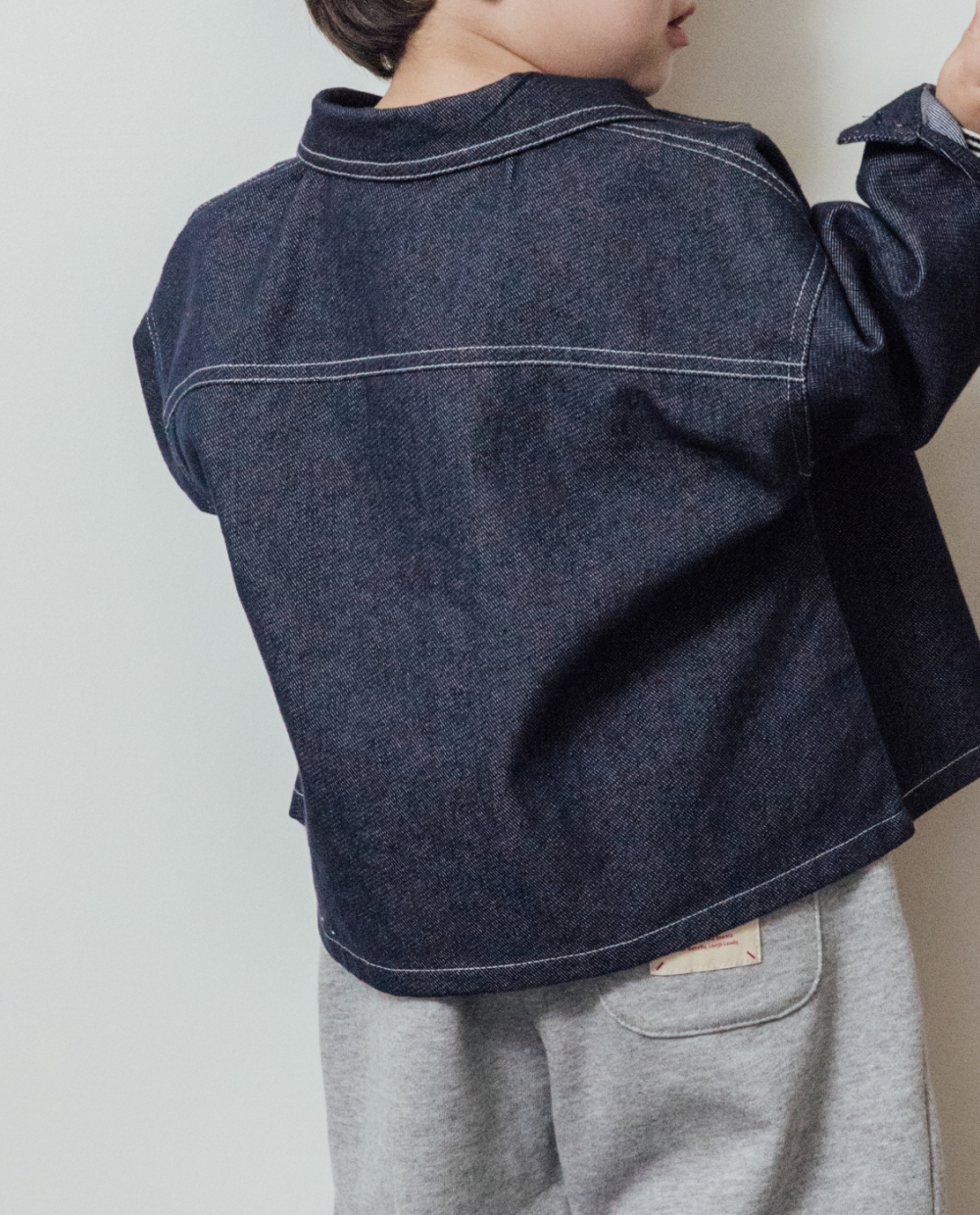 논페이드 데님 셔츠자켓