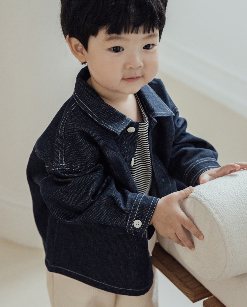 논페이드 데님 셔츠자켓