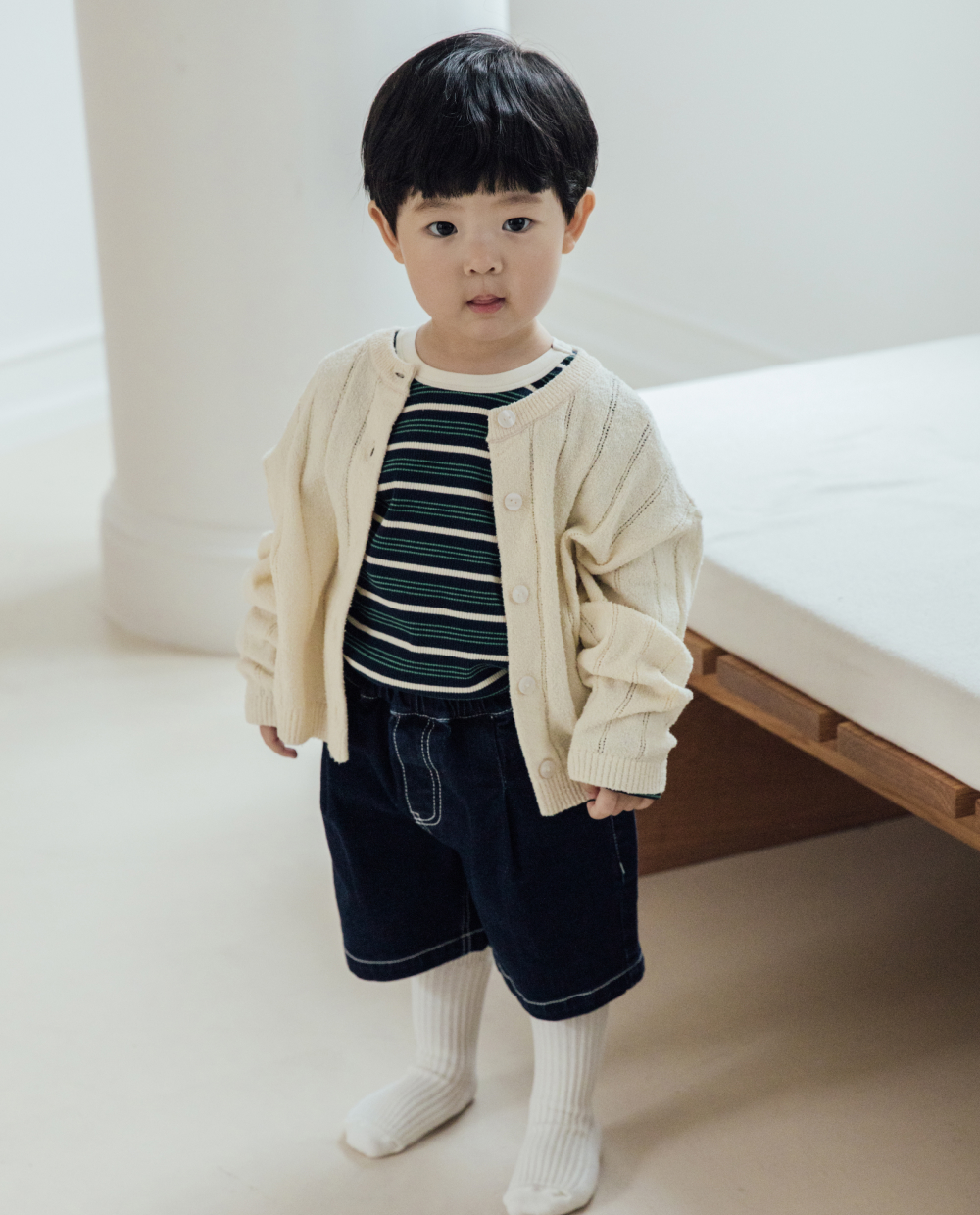 코튼브리즈 부클니트 가디건