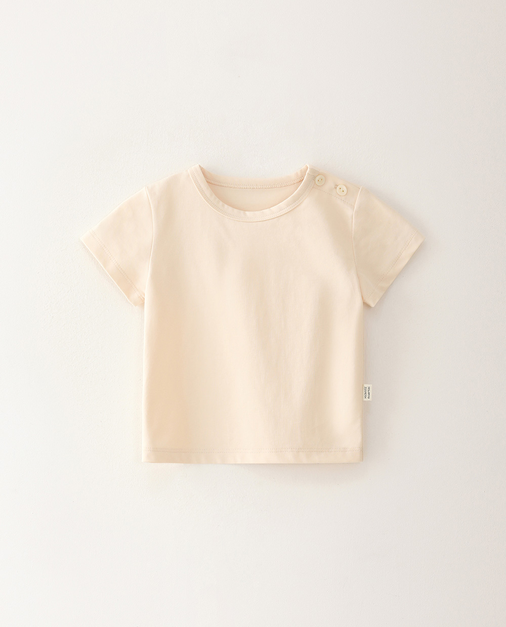 クリームベージュ