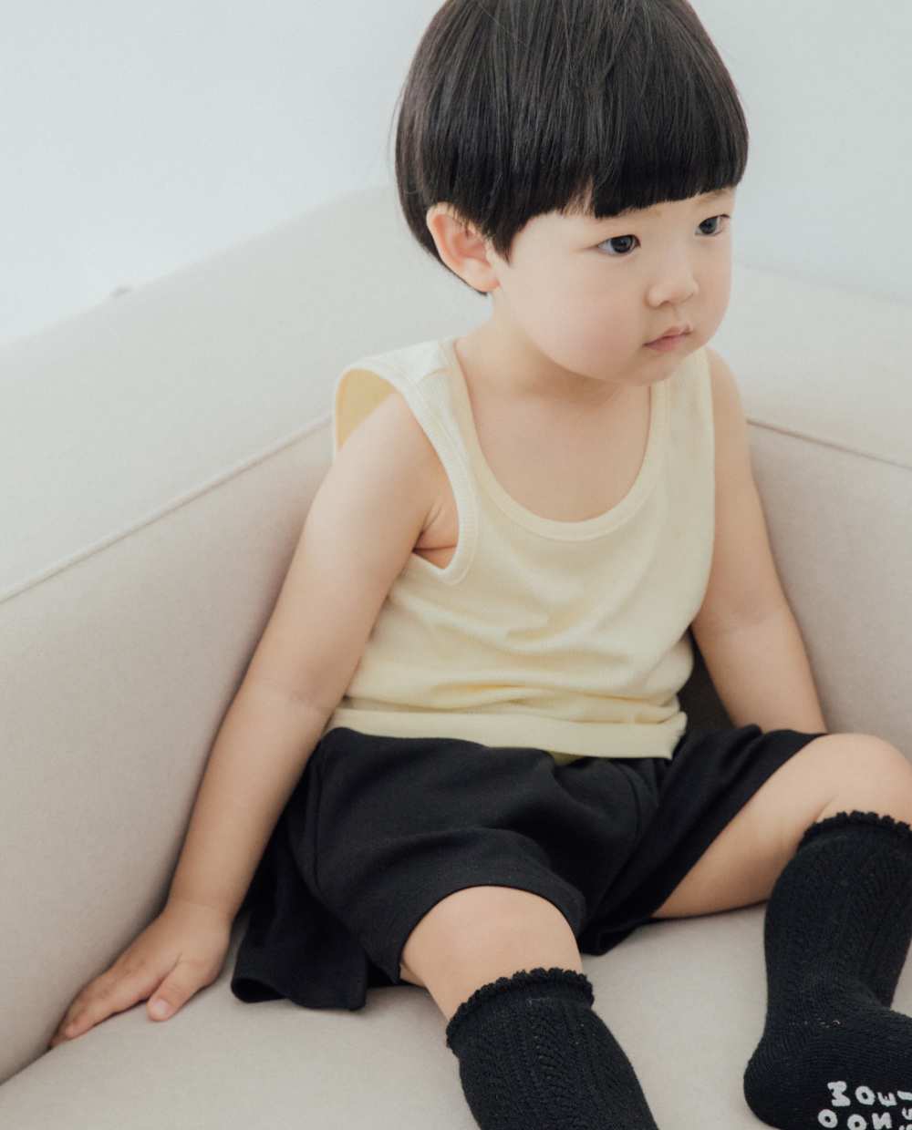 라이트 골지 민소매 티셔츠