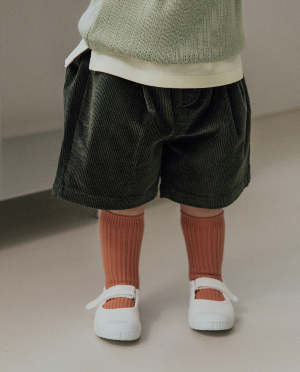 ライトコーデュロイ プリーツ ハーフパンツ