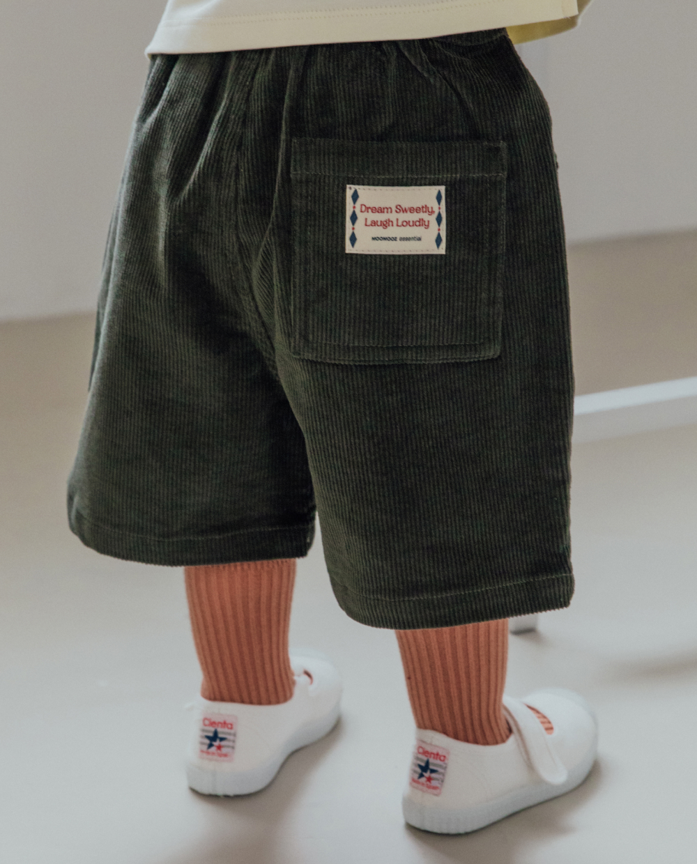ライトコーデュロイ プリーツ ハーフパンツ