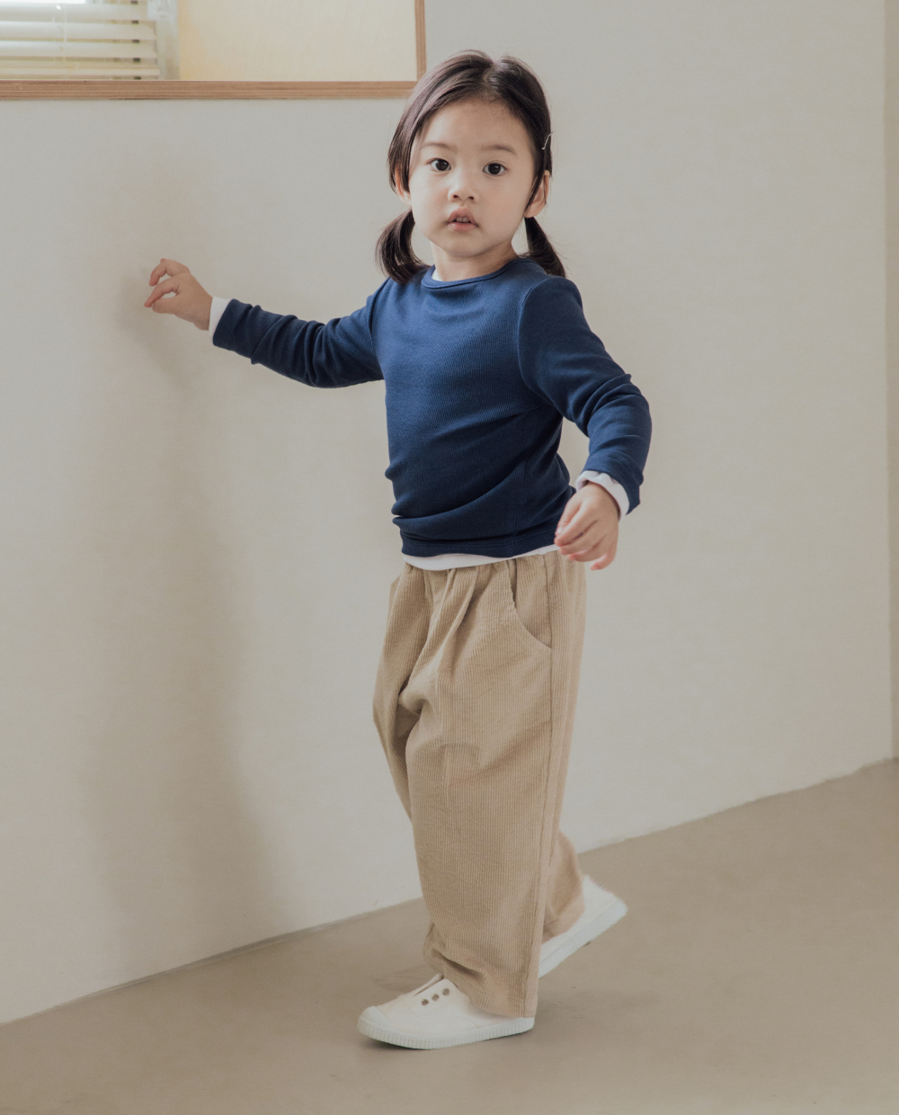 라이트 코듀로이 와이드 팬츠