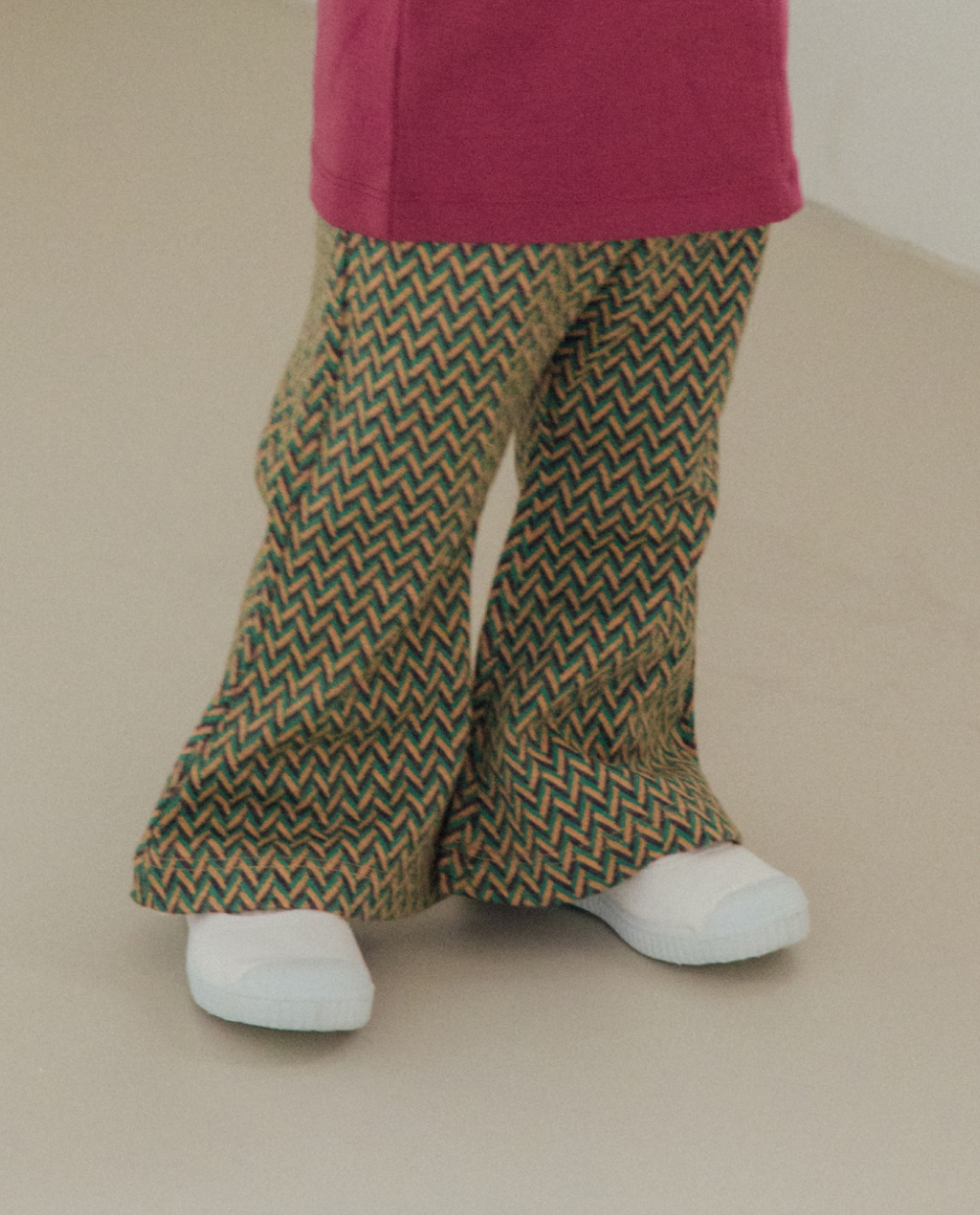 ジャガードニット 8分丈 ブーツカットパンツ