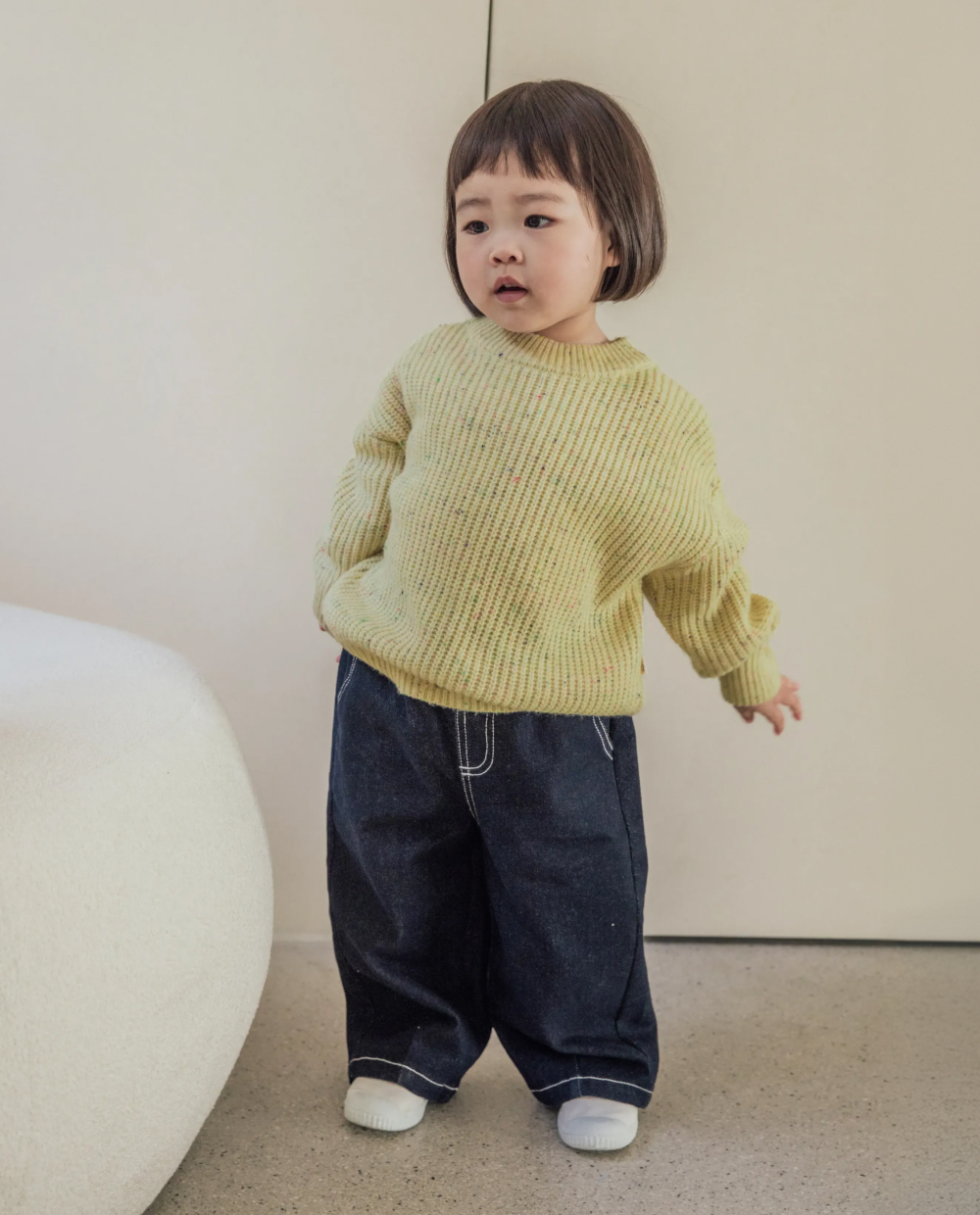 もちもちストレッチ カーブドデニムパンツ