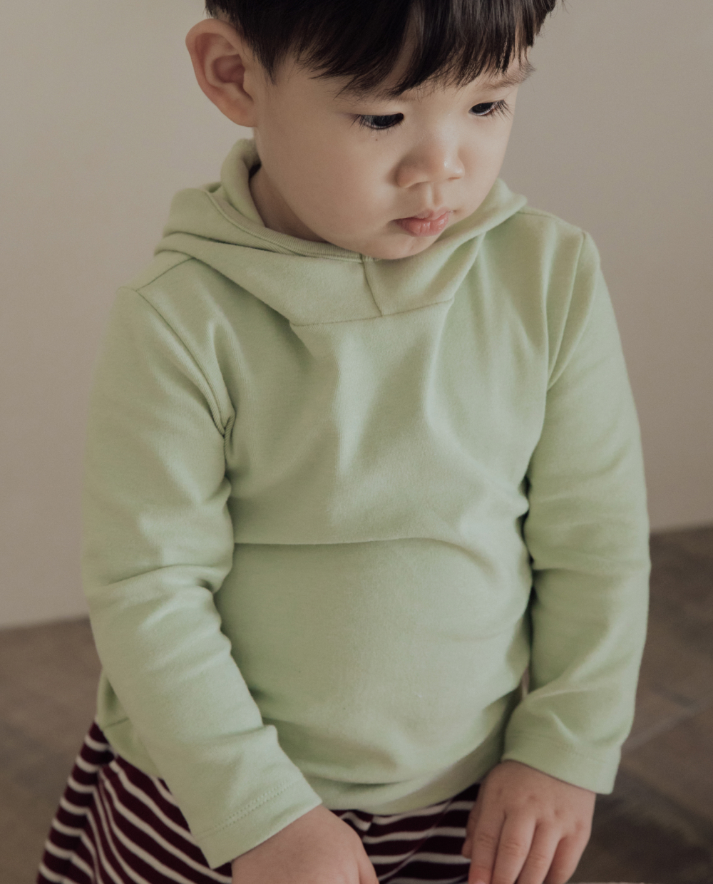 ソフティフンニュホンニョン フードTシャツ