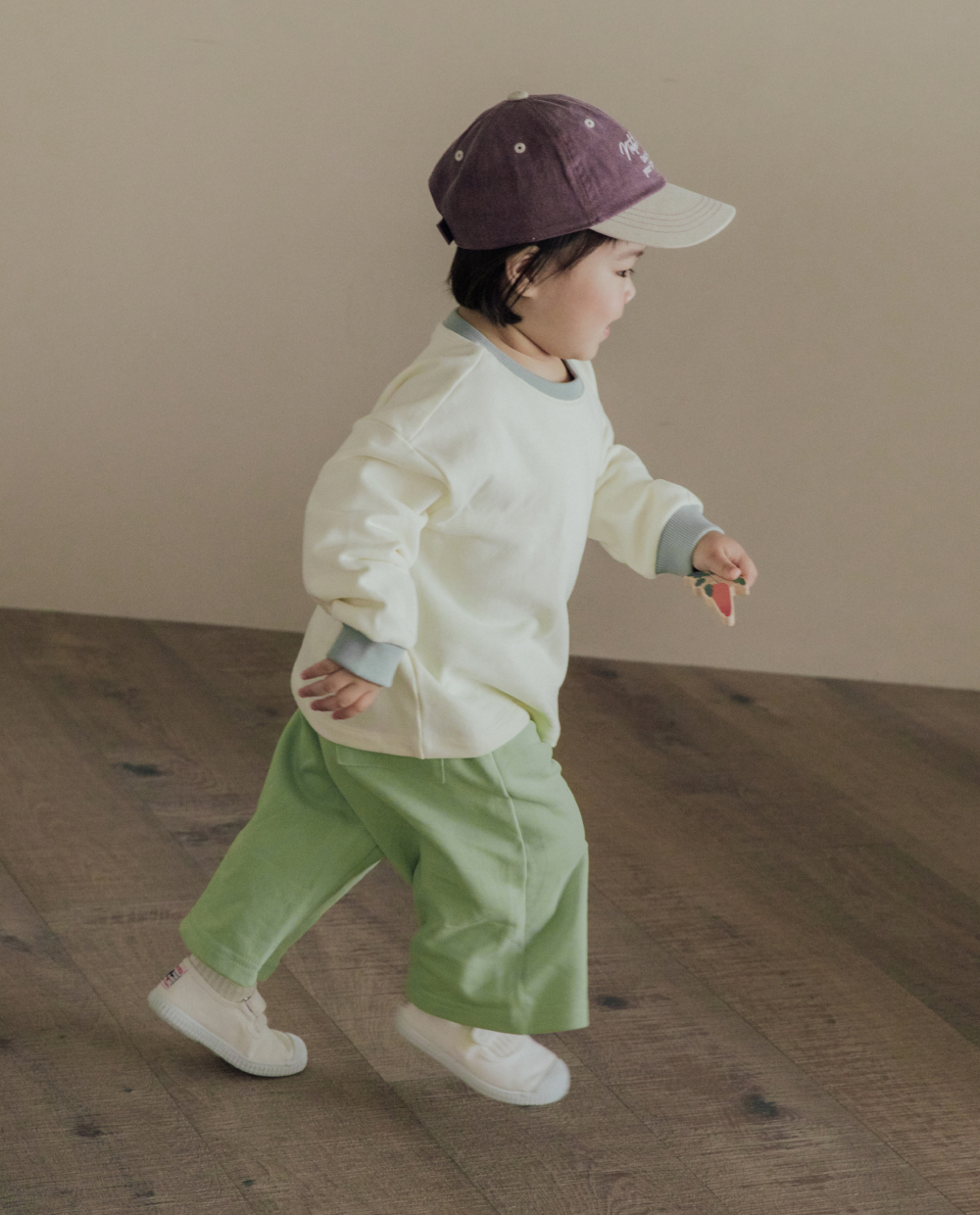 ソフトコットン レタリング スウェットシャツ