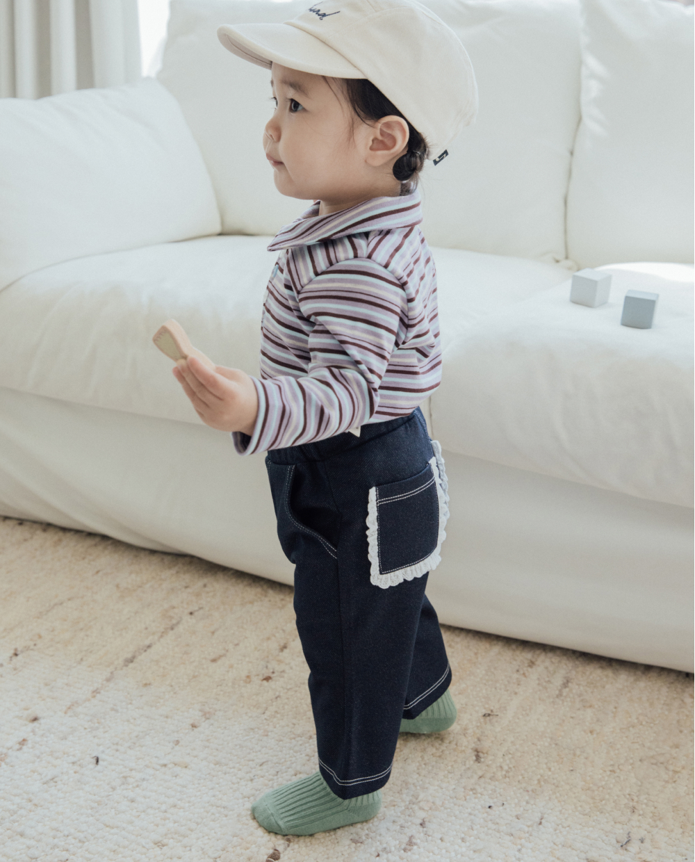 ふんわりデニム ブーツカットパンツ