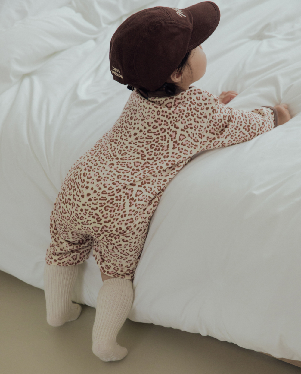 ソフトリー もちもち レオパードロンパース