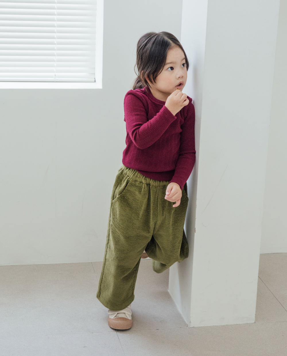 ポーワアイルレット スリムフィット Tシャツ
