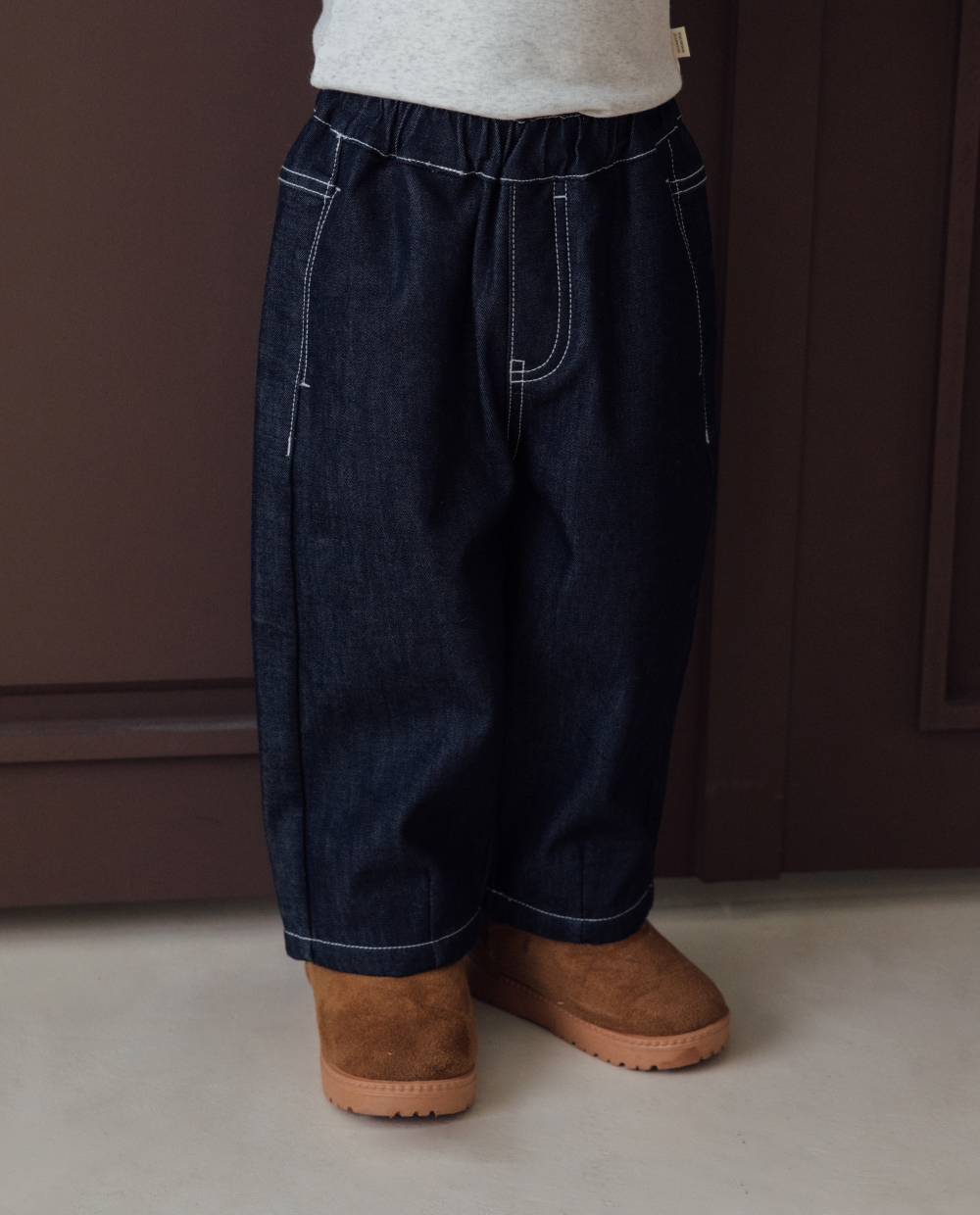 [起毛] しっとりストレッチ カーブド デニムパンツ