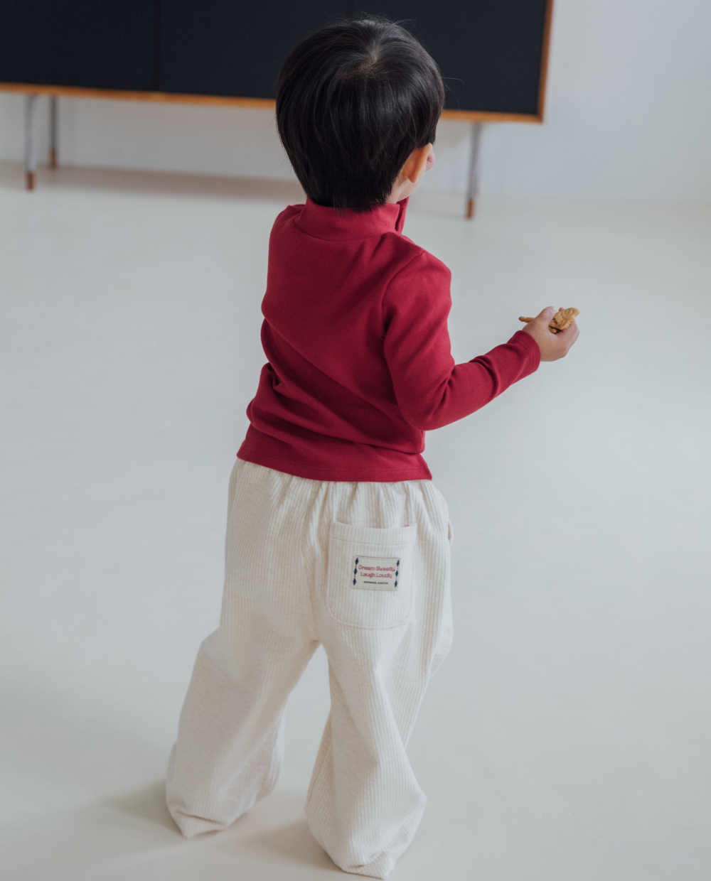ソフティ ポワンニョン ハイネック スリムフィット Tシャツ 