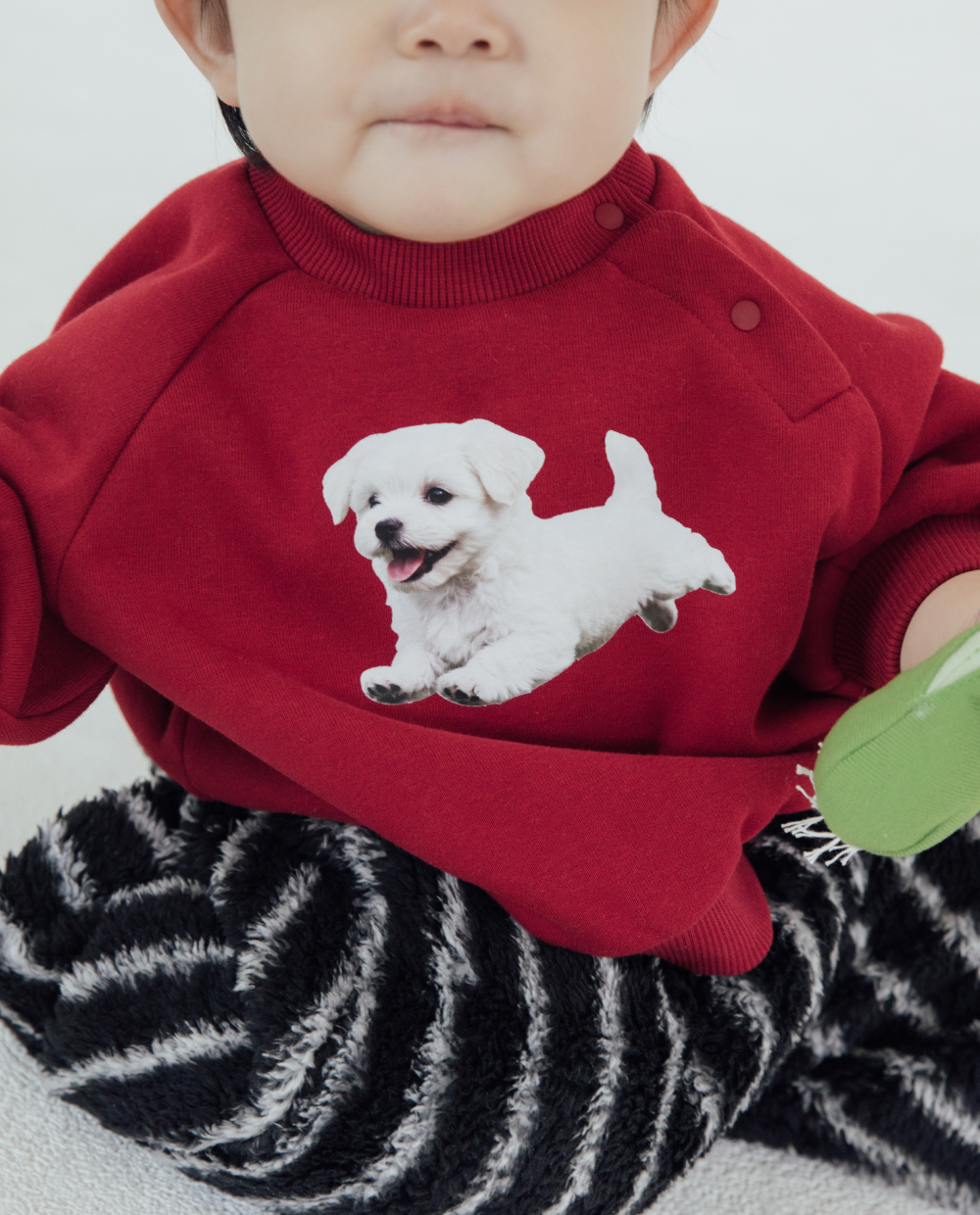 [起毛]ふわふわミンク、犬のグラフィックベビー トレーナー
