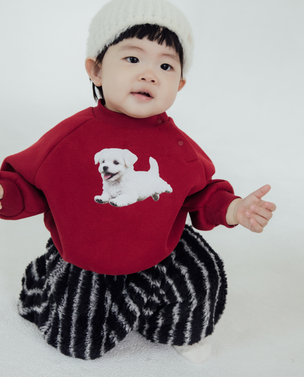 [起毛]ふわふわミンク、犬のグラフィックベビー トレーナー